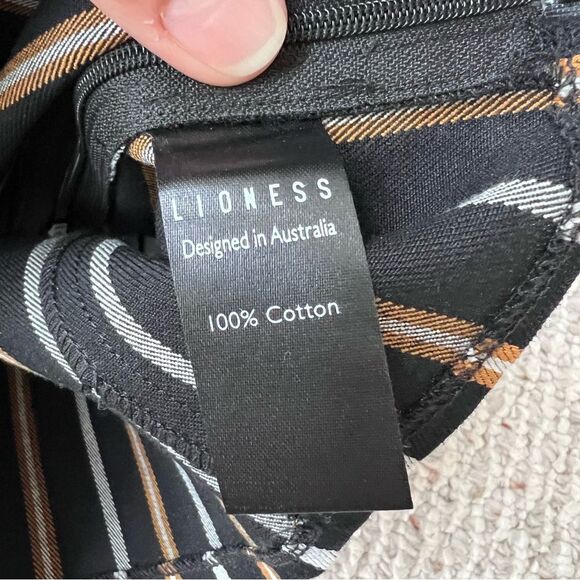 NWT LIONESS Odette Onyx Stripe Top Sz XS - Picture 9 of 15